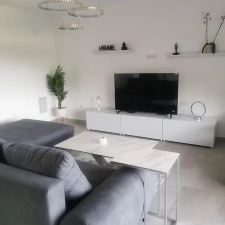 Lunisa Vs1 Apartment Kostrena